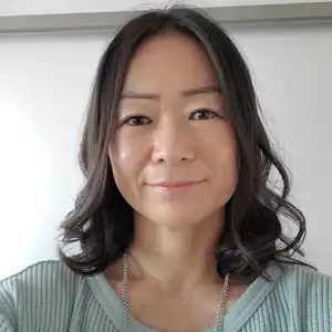 Satoko Miki-ODonovan practicing in Makawao, HI